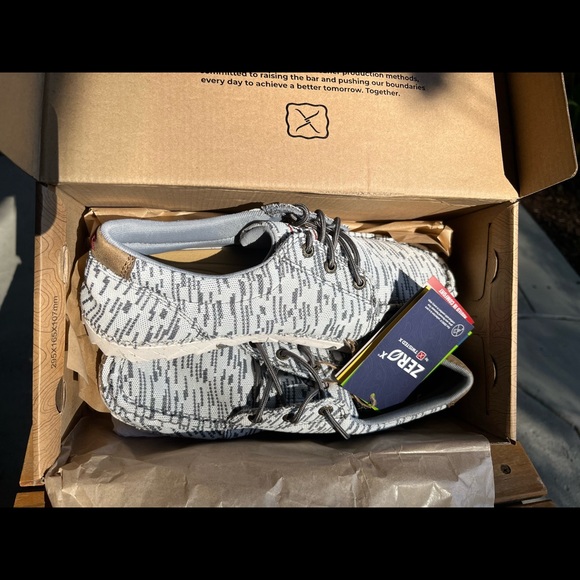 Zero by Twisted Shoes - Picture 2 of 4